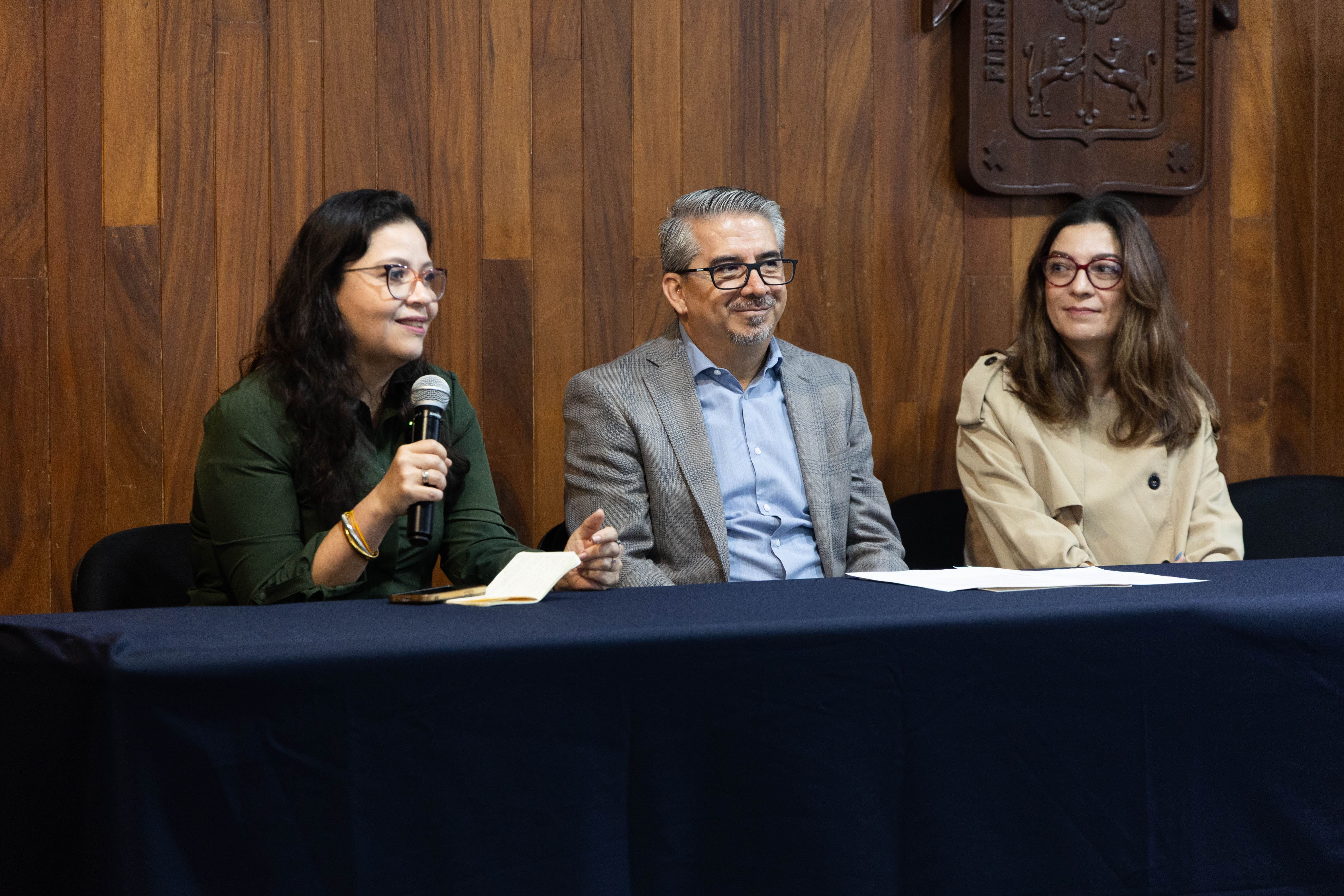 A discusión roles de género, desafíos entre periodismo y creación de contenido y responsabilidad social
