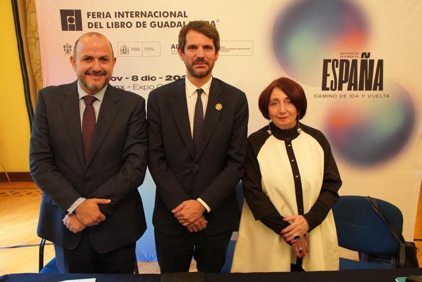 Presentan programa de FIL 2024 en Embajada de España