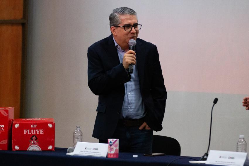 "Fluye con seguridad" llega al CUGDL: Por un tránsito libre de productos de gestión menstrual