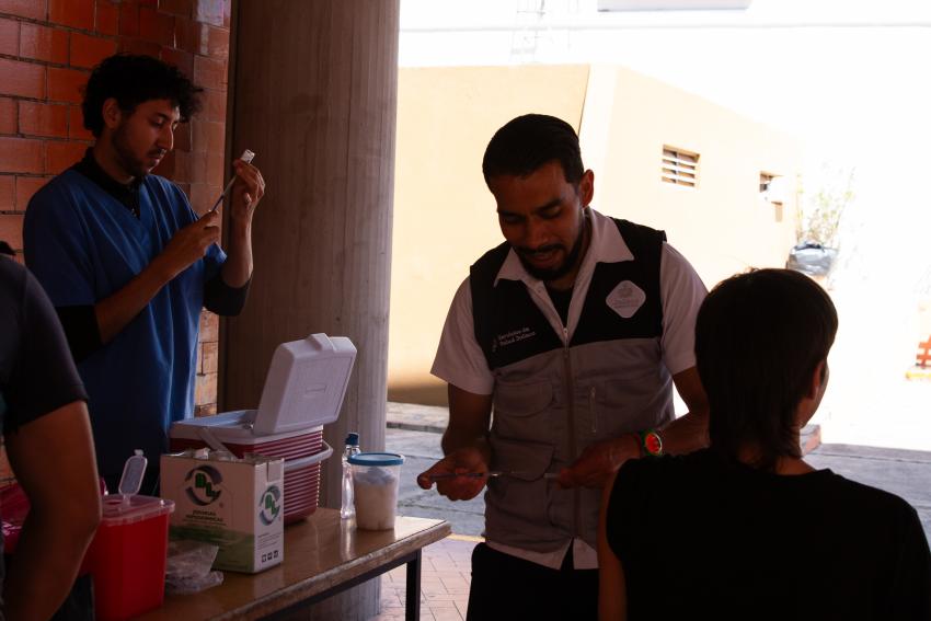 Llega 2da campaña de vacunación al CUGDL, tras el alza de casos de Influenza