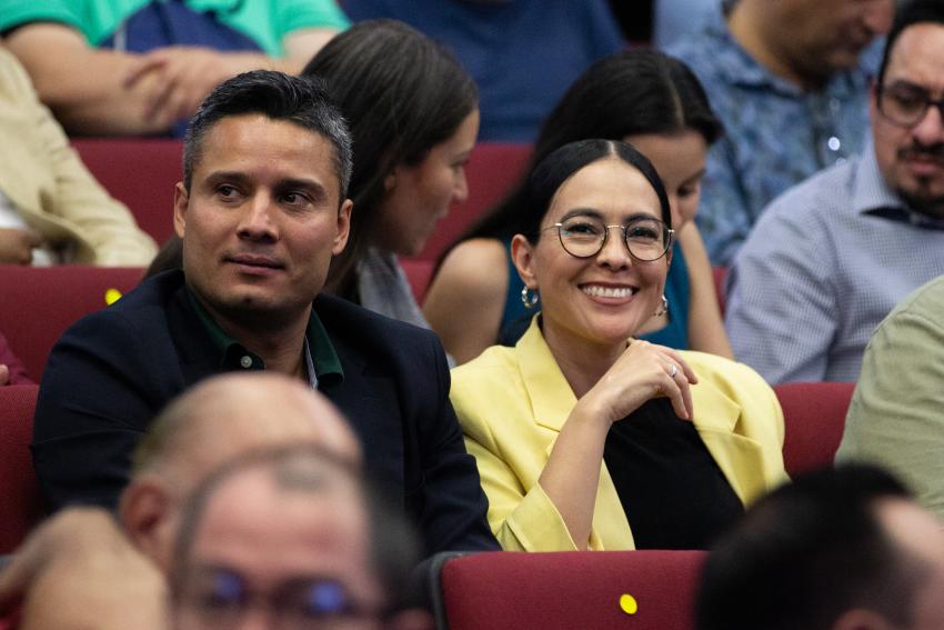 Mejorar el modelo híbrido, prioridad del Rector del CUGDL, Alberto Castellanos