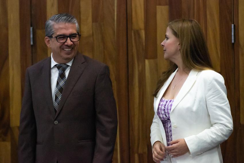 Mejorar el modelo híbrido, prioridad del Rector del CUGDL, Alberto Castellanos