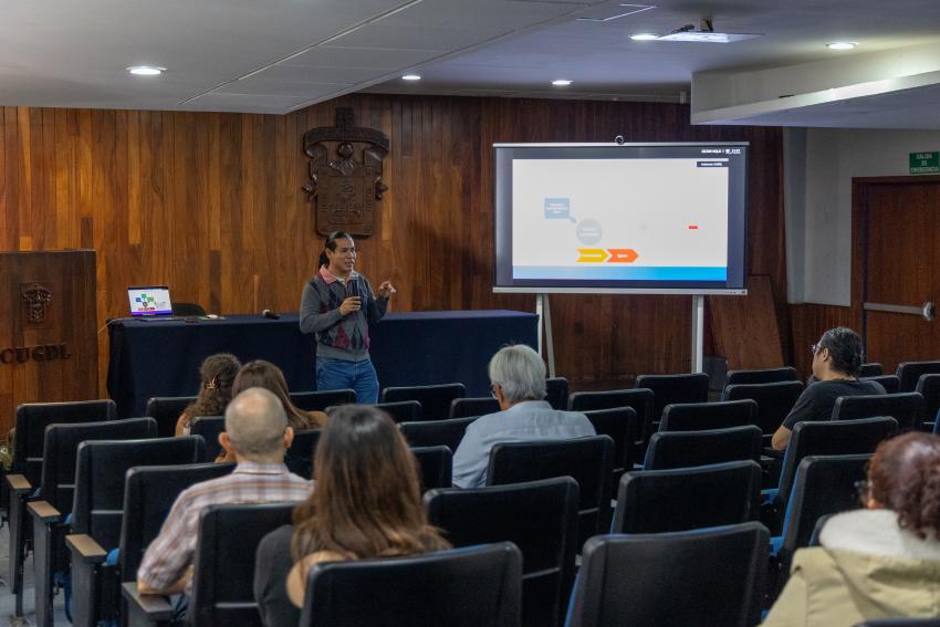 El CUGDL realiza cursos en pro de la educación inclusiva para estudiantes con discapacidad