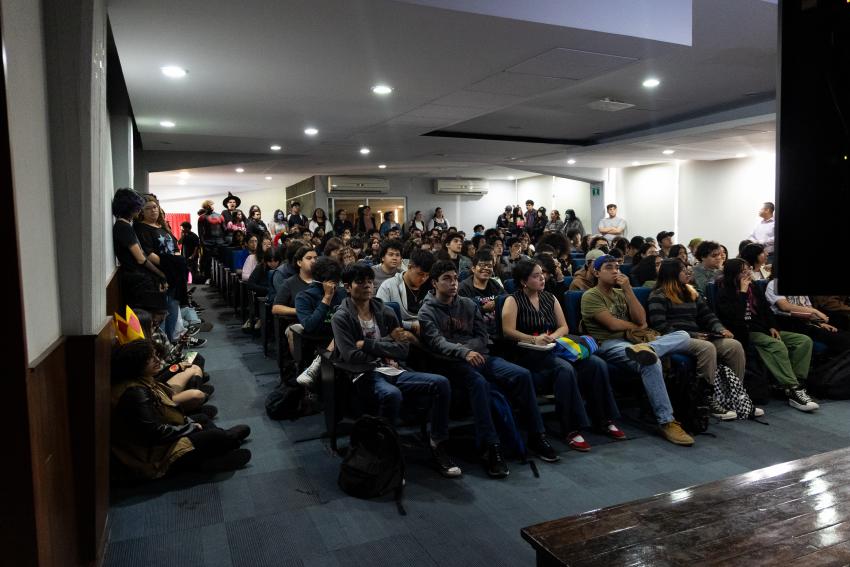 CUGDL fortalece la creatividad digital con taller especializado de Adobe