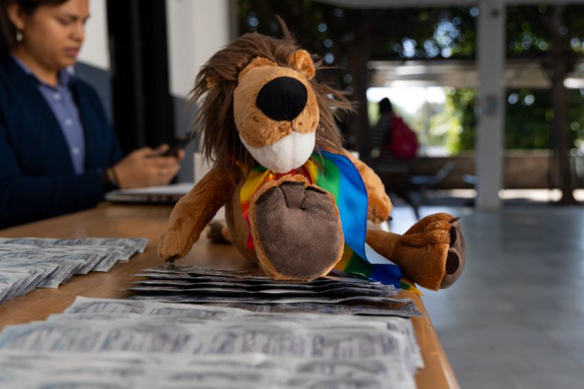 La Feria Salud con Orgullo fortalece la cultura de salud sexual en el CUGDL