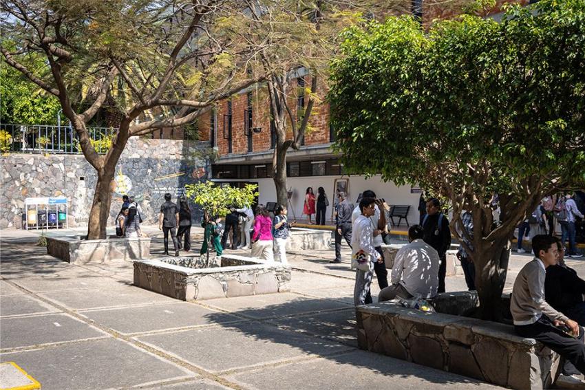 CUGDL presenta “Memoria viva. 100 años de la refundación de la universidad de Guadalajara”