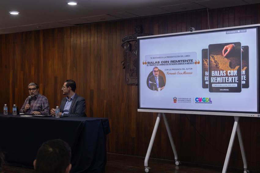 Presentan libro sobre dinámica bilateral en el tráfico de armas y drogas México-EUA