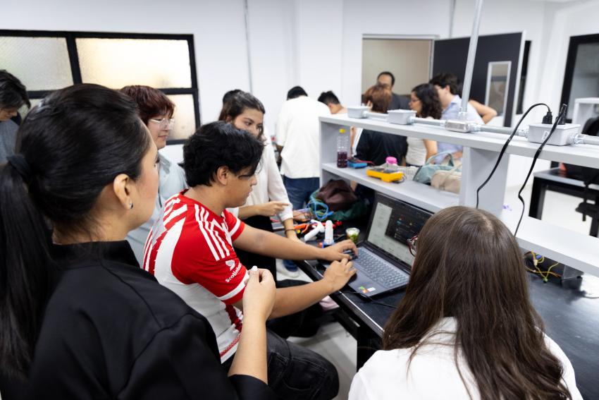 https://cugdl.udg.mx/oferta-academica/licenciatura-en-tecnologias-biomedicas