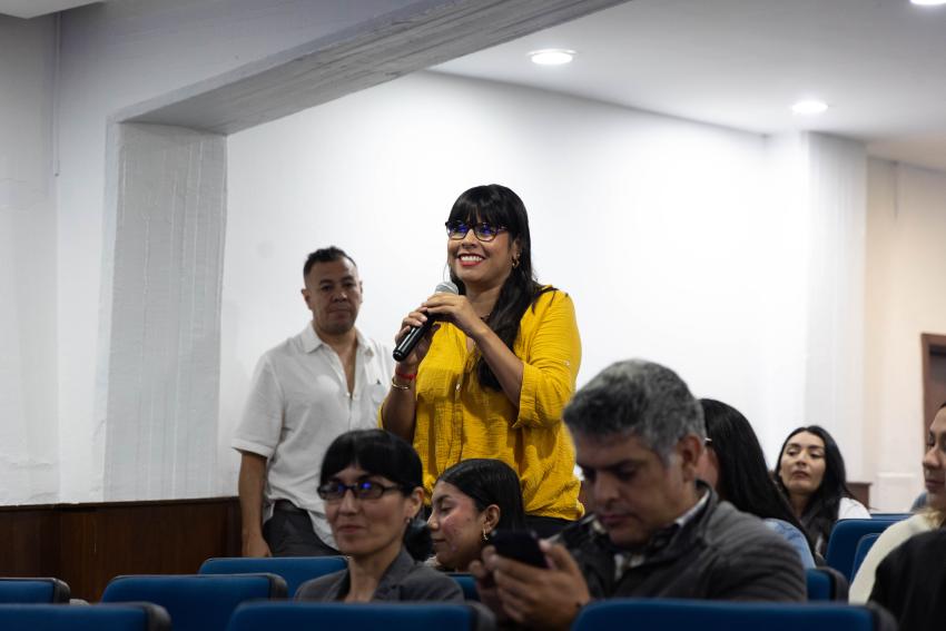 A discusión roles de género, desafíos entre periodismo y creación de contenido y responsabilidad social