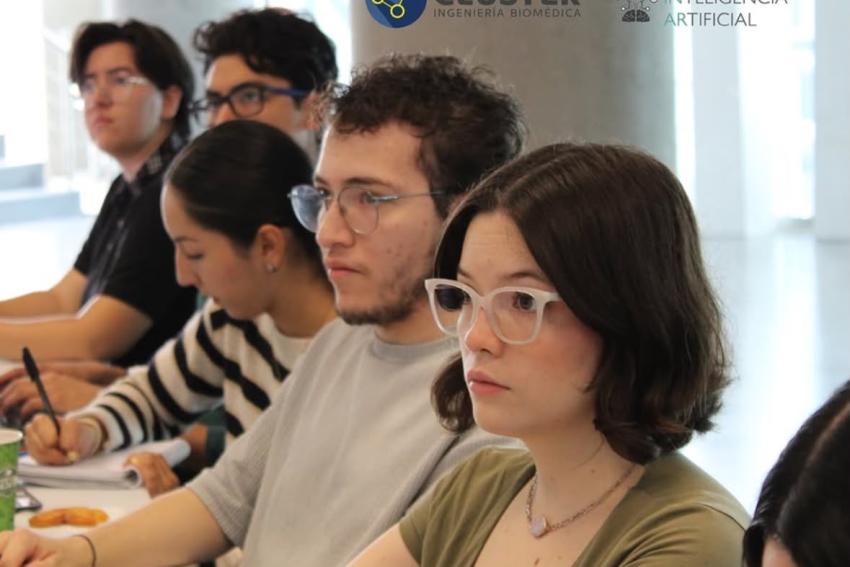 Estudiantes del CUGDL desarrollan videojuego terapéutico para tratar estrabismo infantil