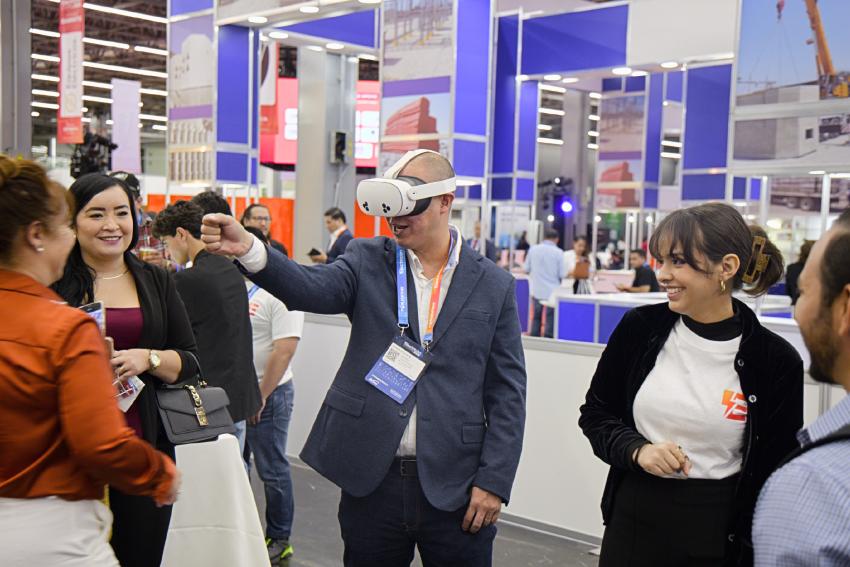 Estudiantes de Creatividad Digital desarrollan experiencias interactivas para Electricon 2026 en la Expo GDL