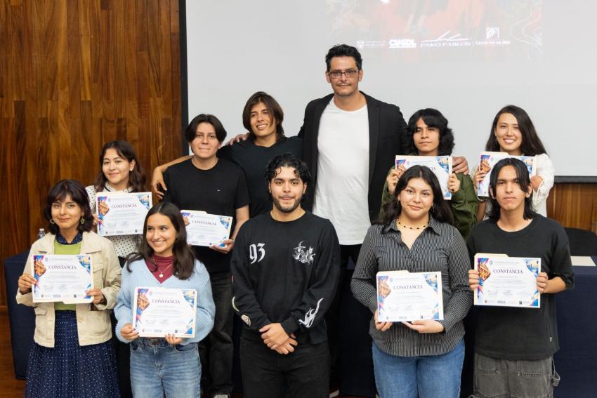 Arte digital sin fronteras: el talento del CUGDL llega a California