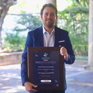 “No le tengamos miedo a la IA”: Dr. Edgar Ruvalcaba gana Premio Estatal de Ciencia e Innovación 2025